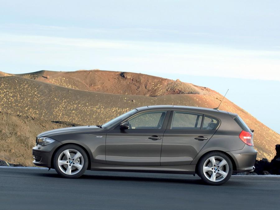  BMW 120d 5-Door 2007 года  (фото 36 из 53)